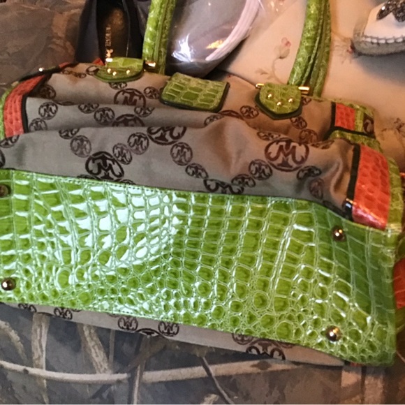 Miss Tina taste if Couture shoulder bag - Picture 5 of 11